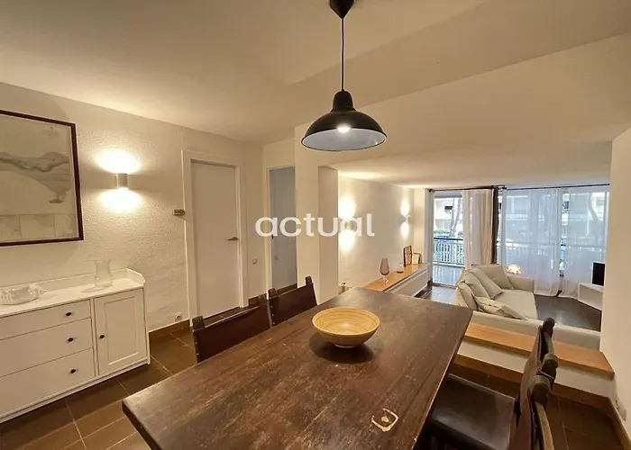 Apartman Athenea B1 *