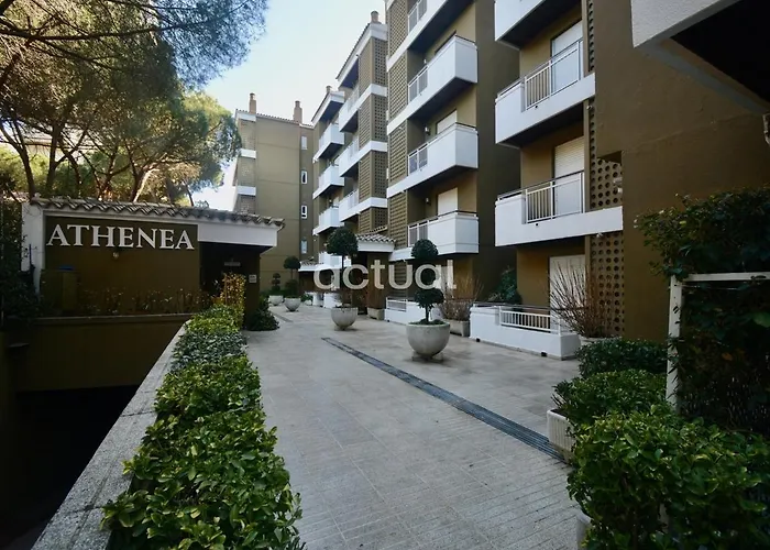 Apartman Athenea B1 *